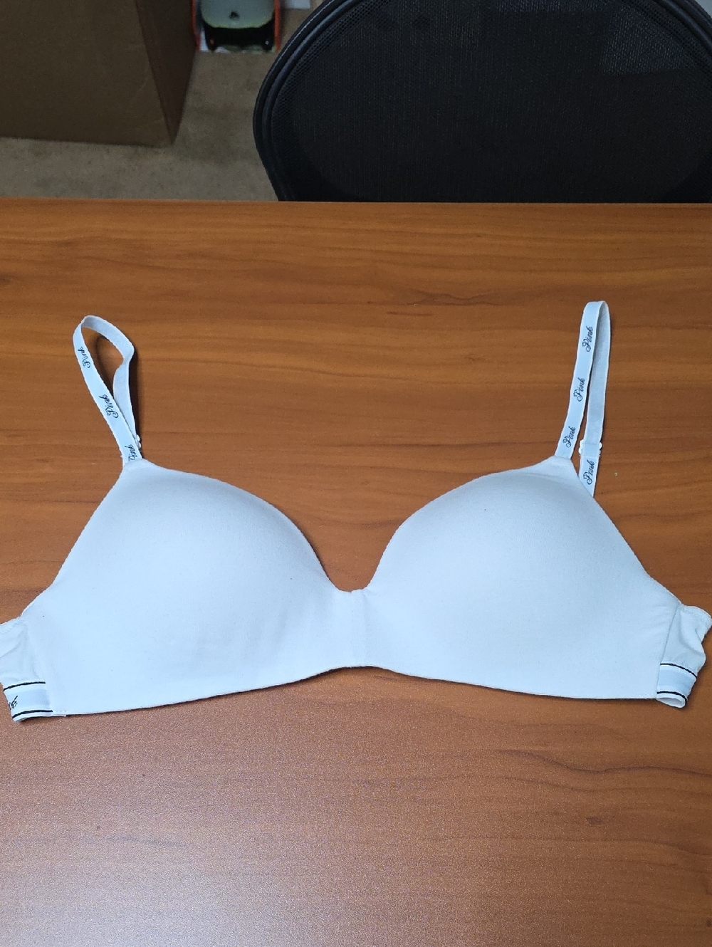 Victoria's Secret Pink - White Smooth T-Shirt Bra
